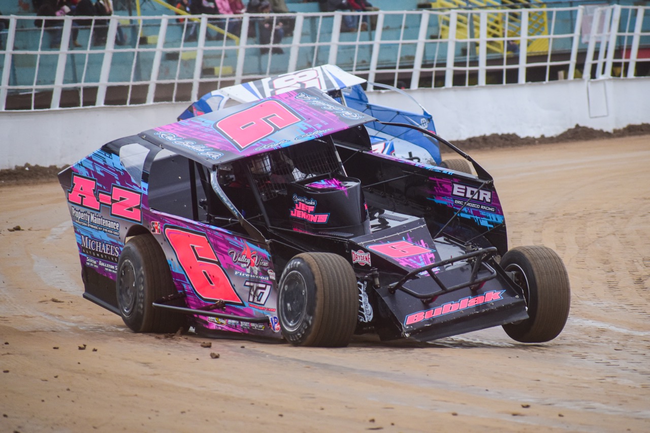 Kyle Strickler Returns to Northeast Modified Roots at Super DIRT Week